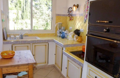 Les Lecques Appartement | Les Vignes by Interhome