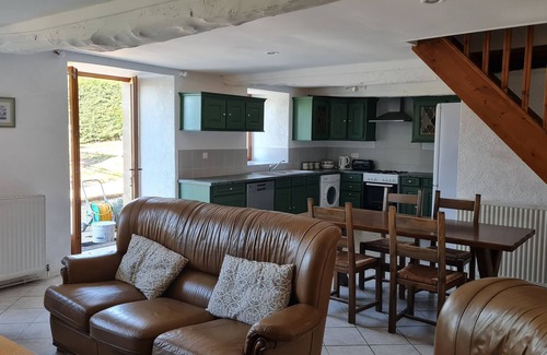 Saint-Felix-de-Reillac-et-Mortemart Maison | Grange Périgourdine avec piscine privée 8mx4m