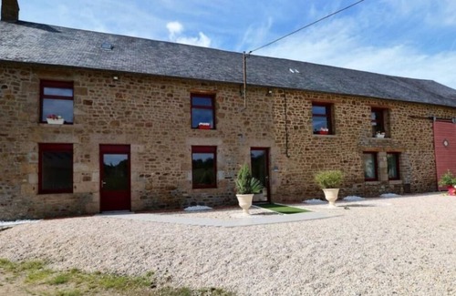 Saint-Georges-de-Reintembault Maison | Gîte en campagne La Vieille Mazure