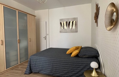 Saint-Georges-les-Baillargeaux Lit Et Petit-Déjeuner | Maison d’Hôtes proche du Futuroscope - 2 à 6 pers avec SPA & Piscine privative