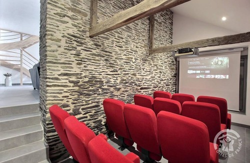 Saint-Gilles-du-Vieux-Marche Maison | 200 m² Gîte ∙ 6 chambres ∙ 13 personnes