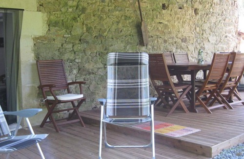Saint-Martin-Lars-en-Sainte-Hermine Maison | Longère Vendéenne, Gîte dans ancien moulin à eau.