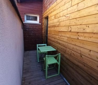 Saint-Remy-en-Bouzemont-Saint-Genest-et-Isson Maison | Petite maison atypique