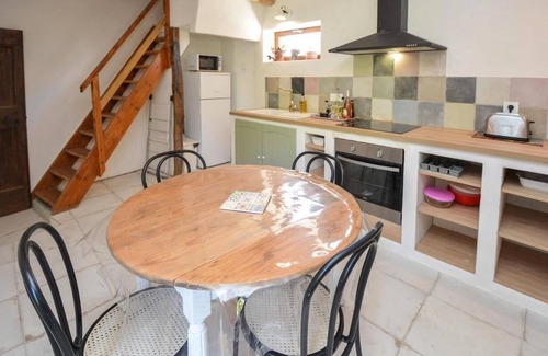 Saint-Sebastien-d'Aigrefeuille Maison | MAS du TES Gîte** la Glycine, 2 chambres, terrasse.
