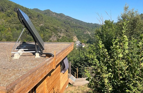 Sainte-Croix-Vallee-Francaise Maison | Ecogîte 2 en Cévennes: bain nordique avec vue