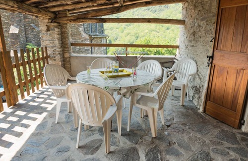 Sainte-Croix-Vallee-Francaise Maison | Gîtes de France 5/6 personnes au Mialet