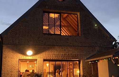 Sainte-Gauburge-Sainte-Colombe Maison | Maison magnifique au sein d'un haras. Idéal pour WE en famille ou entre amis !