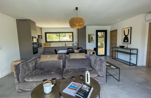 Cirendinu Villa | Villa Arinella Villata