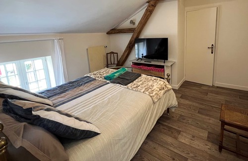 Sorges-et-Ligueux-en-Perigord Villa | Villa de charme avec piscine et jardin paysager