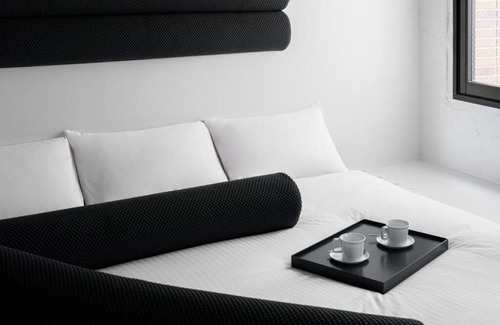 Chuo Hôtel | Framing Your Sleep Room @ Tokyo Street Art Hotel