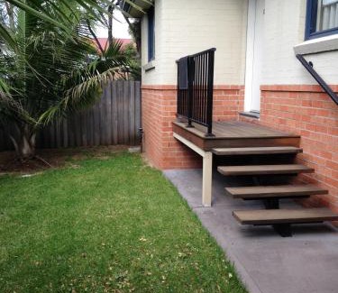 Singleton Hôtel | Francis Phillip Motor Inn and The Lodge