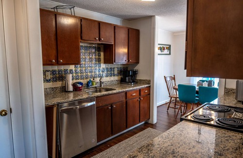 Franconia Appartement | Franconia Fab: 2BR 1BA Ski Retreat nr Cannon Mtn-Kid & Fido Friendly!