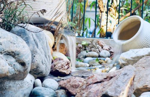 Defence Colony Appartement | Frangipani Suite