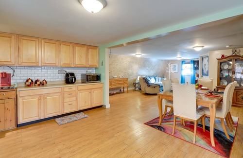 Franklin Maison | NEW! Pet-Friendly Franklin Retreat w/ Pool & Grill