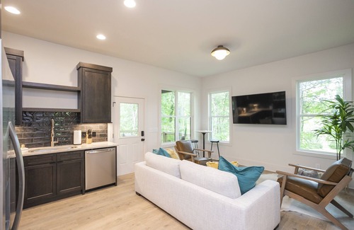 Franklin Maison | Franklin's Best Hideaway!