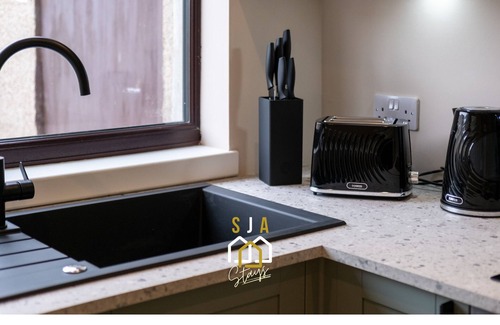Sandhaven Appartement | Fraserburgh Residence - SJA Stays - Modern 3 Bed
