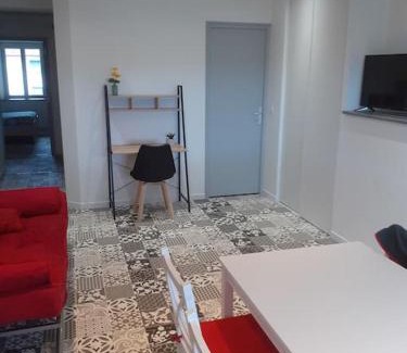 Frasne Appartement | Frasne logement entier. Gîte les Brimbelles
