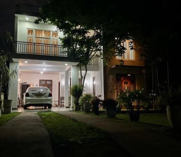 Nainamadama Maison | Free Airport Pickup and Modern Villa