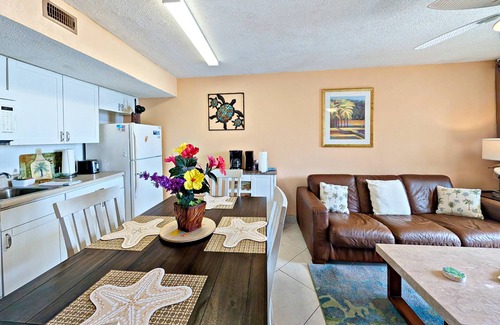 Daytona Beach Shores Copropriété | FREE DAILY ACTIVITIES-Tropical Beach Family Getaway-2 Pools-Onsite Arcade-Laundry-SmartTVs-Free WIFI
