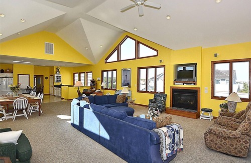 Bethany Beach Maison | ACTIVITÉS GRATUITES INCLUS !! OCEANFRONT Magnifique avec 6 chambres + salon, 6 maison de bain Une vue magnifique sur l'océan. Chargé de nombreux extras, y compris ascenseur.