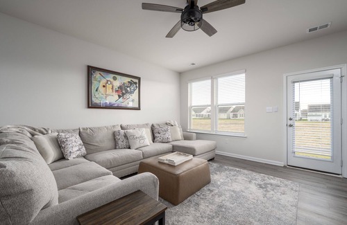Millville Maison | Free Linens & Cleaning - Saltwater Manor