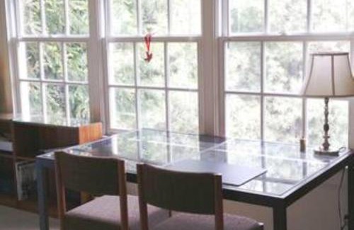 The Palisades Maison | Free Parking on a Private St., Minutes to Georgetown, MedStar Hospital, Georgetown University and more