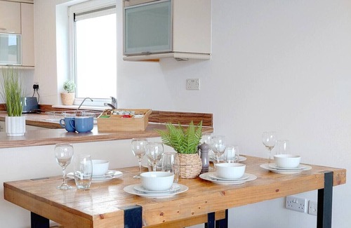 Newham Appartement | Free Parking: Two Bed Apartment London Docklands