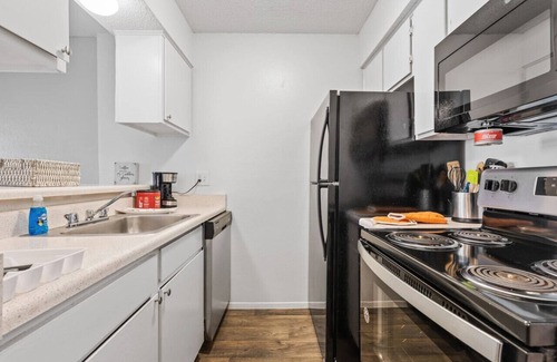 Park Central Appartement | FREE WIFI | 1 BEDROOM APT | DALLAS