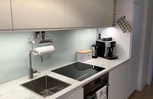 Rudolfsheim-Funfhaus Copropriété | Free WiFi Netflix; newly furnished; Contactless: Early Check In / Late Check Out!