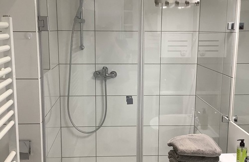 Rudolfsheim-Funfhaus Copropriété | Free WiFi Netflix; newly furnished; Contactless: Early Check In / Late Check Out!