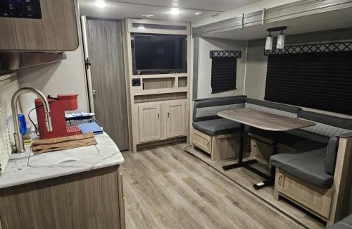Cocoa Autre | Freedom Express RV