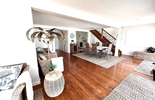 Manyana Maison | "Freedom on Sunset Strip" Absolute Sea Front Home