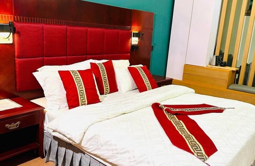 Porto-Novo Hôtel | Freedom Palace Hôtel