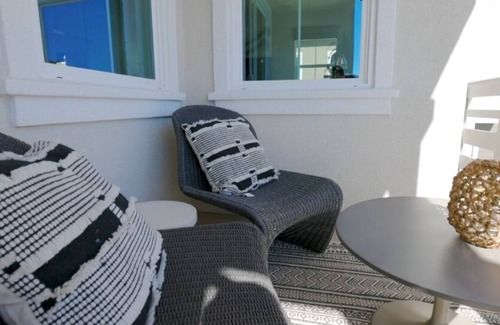 Compton Maison | Freeway Close, center of LA, near colleges, Ports, amusement parks, all of SoCal