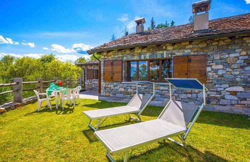 Caprezzo Maison | Freistehendes 3½-zimmer-rustico mit Garten im Naturschutzgebiet