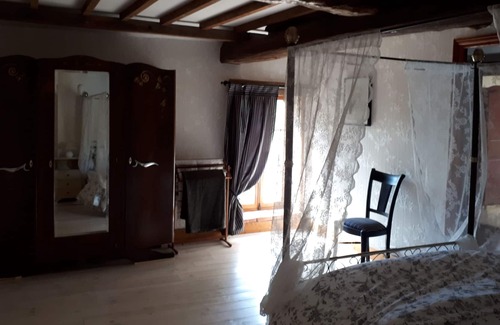 Fajolles Maison | French Country House in quiet hamlet close to amenities
