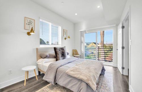 Historic Filipinotown Maison | Fresh & New Downtown La Condo!
