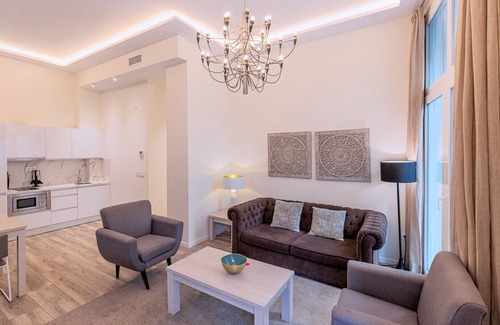 Centro Appartement | Fresh Velazquez Apartment A