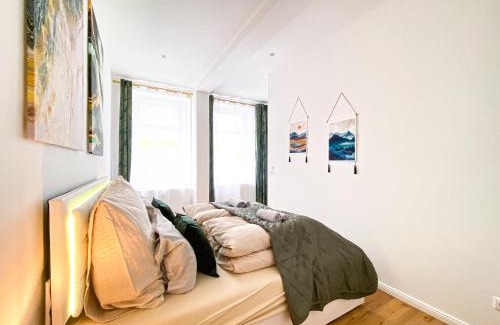 Lindenau Appartement | Freundliche Ferienwohnung mit Regendusche, Küche, Waschmaschine&Trockner, TV, WLAN