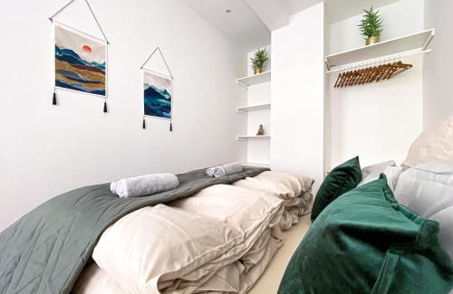 Lindenau Appartement | Freundliche Ferienwohnung mit Regendusche, Küche, Waschmaschine&Trockner, TV, WLAN