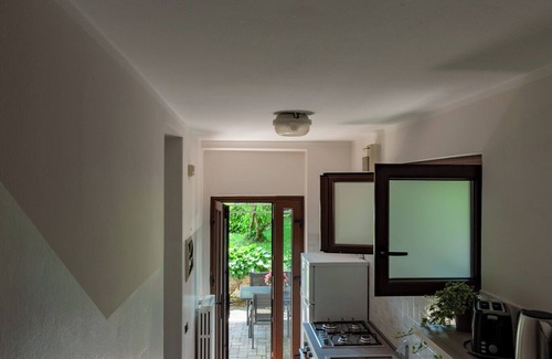 Vacciago Appartement | Frey House apt. 1, 2 and 3 at Lake Orta with pool and garden