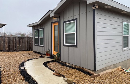 Southside Cottage | Frida's Tiny Home