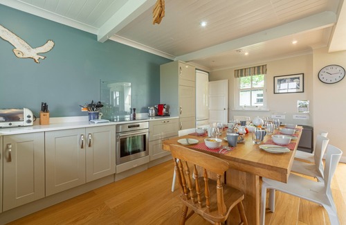 Salthouse Maison | Cette propriété offre un hébergement très spacieux et confortable pour deux.