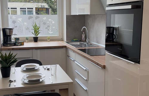 Neumuenster Maison | Friedrichstraße 8 W1 - 2 bedrooms