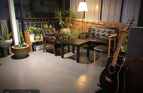 Chan Kasem Maison | Friend Nest Bangkok