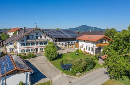Saaldorf-Surheim Appartement | Friendly apartment- 2 persons, 24sqm