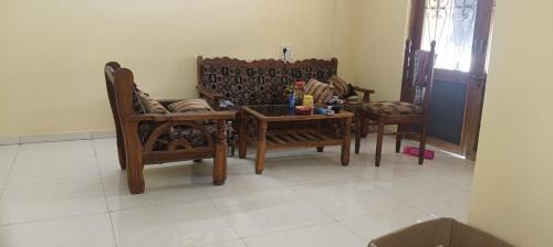 Silvassa Maison | Friendly Home