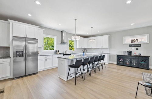Buena Vista Maison | Friends in Skyline Places - Luxurious Brand New Build, Great for Groups, 10 min to Downtown Nash!