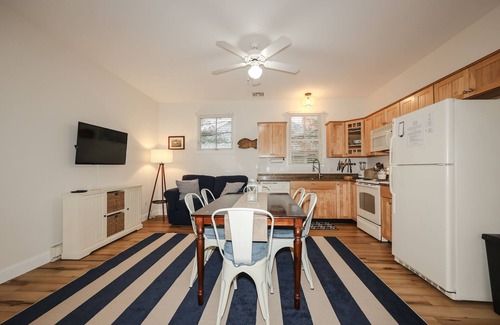 Summer Village Cottage | Friendship Style Cottage at Summer Village newly furnished with Central Air!