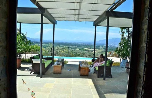 Montevarchi Villa | De cette zone, vous pouvez facilement rejoindre Florence, Arezzo, Sienne, Chianti